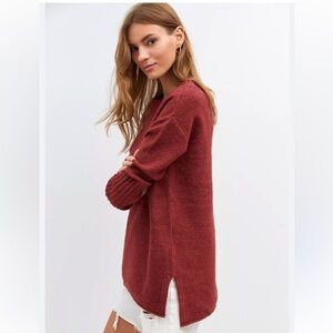 Pilcro/ Anthropologie Burgundy Tunic Sweater